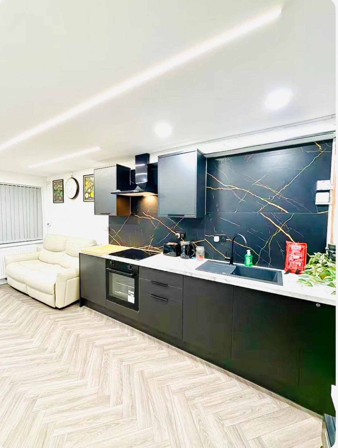 Birmingham City Centre- 9 Bed House With Free Parking Luaran gambar