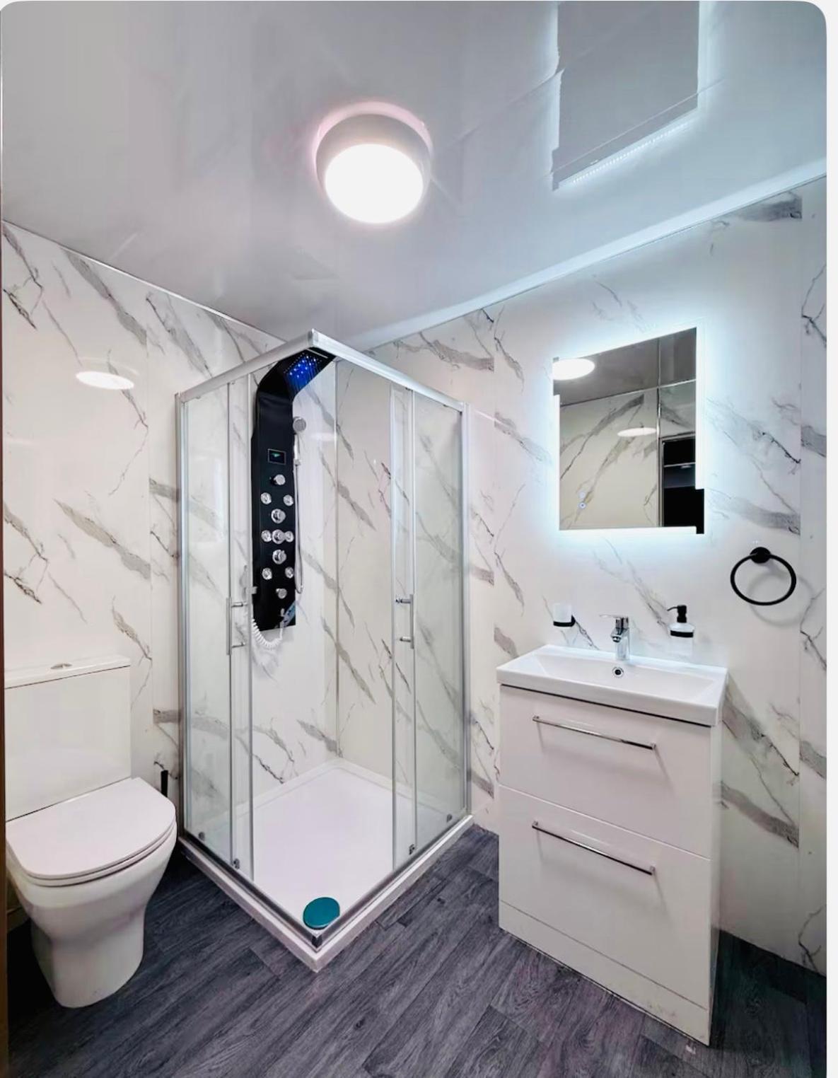 Birmingham City Centre- 9 Bed House With Free Parking Luaran gambar